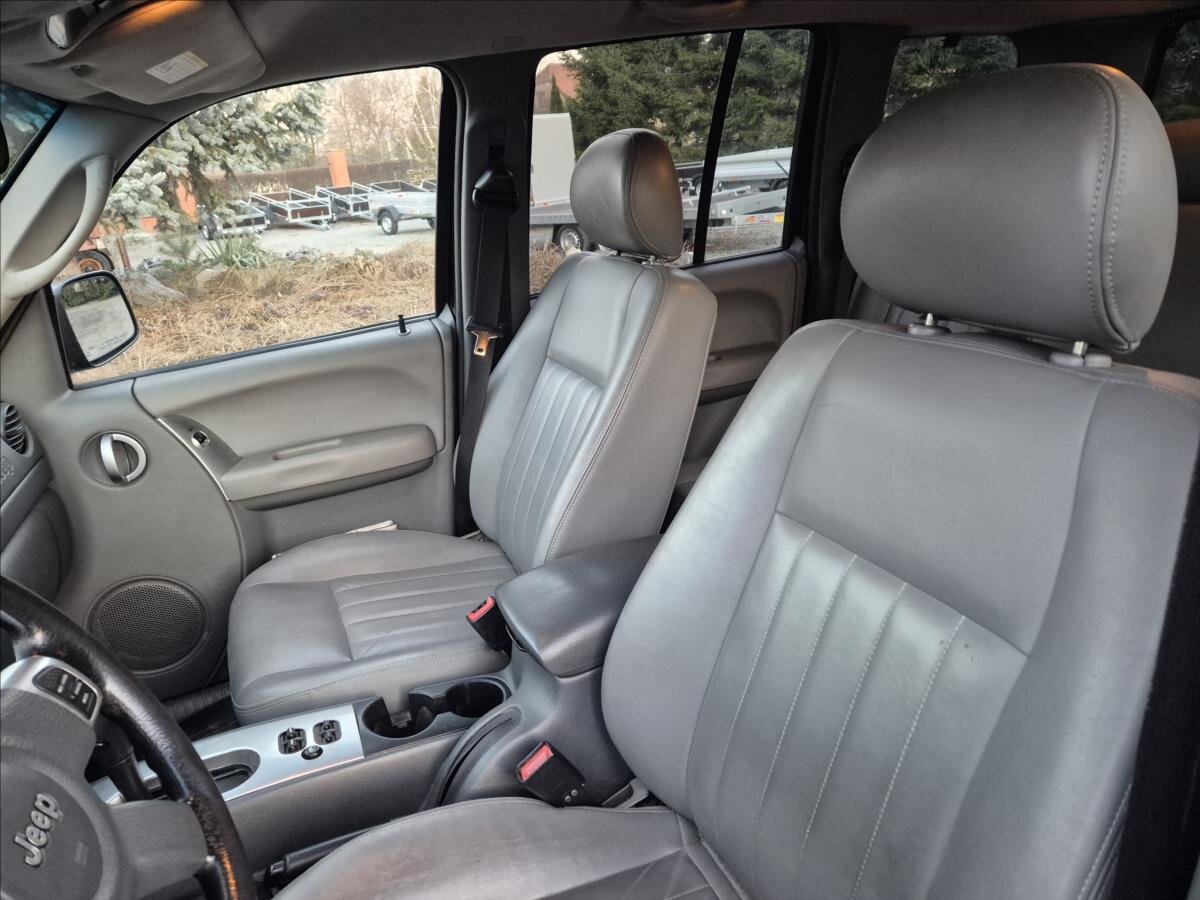 Jeep Cherokee Ostatní 2,8 l 120 kw