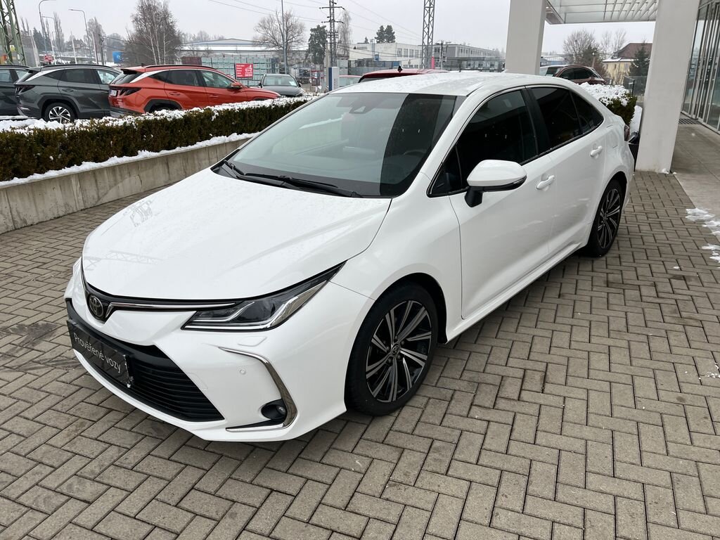 Toyota Corolla Sedan 1,5 l 92 kw