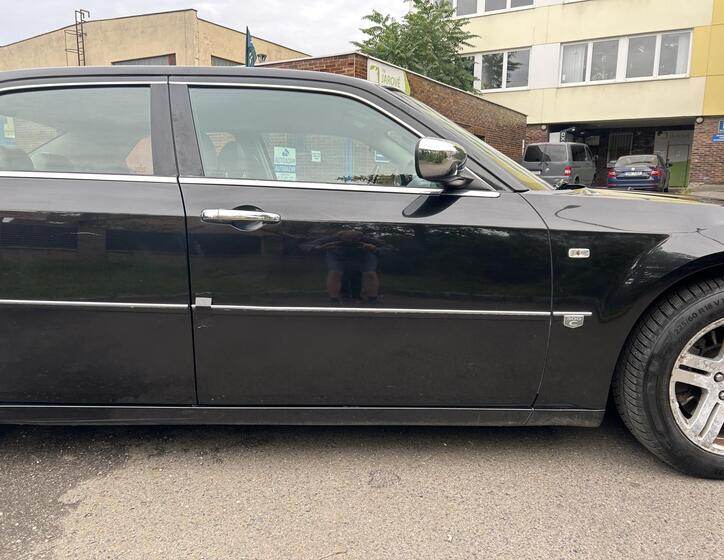 Chrysler 300C 20
