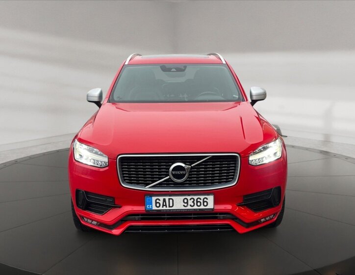 Volvo XC90 SUV / Terénní 2,0 l 173 kw