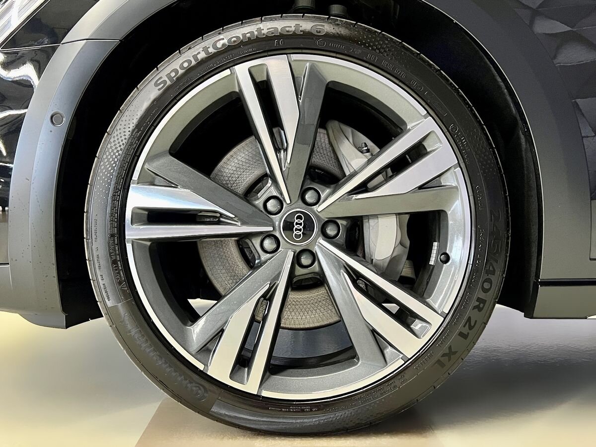 Audi A6 Allroad Kombi 3,0 l 253 kw