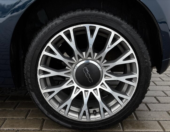 Fiat 500 Hatchback 1,2 l 51 kw