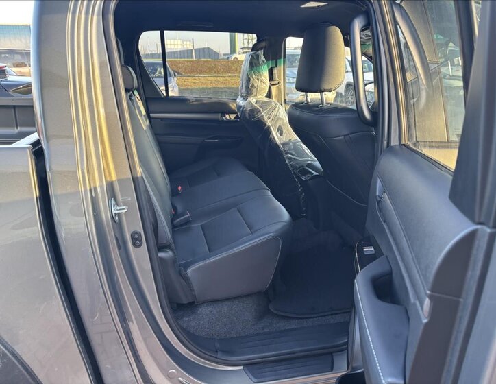 Toyota Hilux Pick-up 2,8 l 150 kw