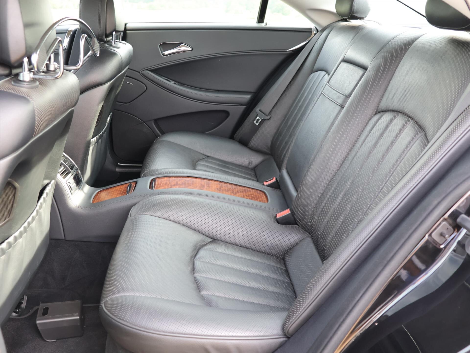 Mercedes-Benz CLS Sedan 3,5 l 215 kw