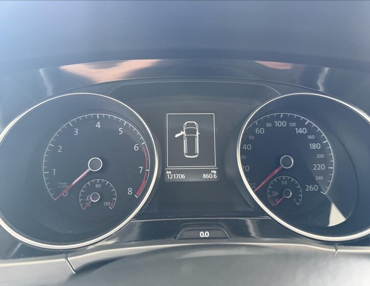 Volkswagen Touran Kombi 1,2 l 81 kw