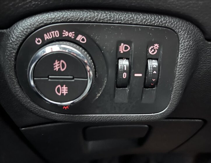 Opel Zafira MPV 1,6 l 100 kw