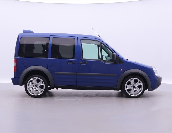 Ford Tourneo Connect 8