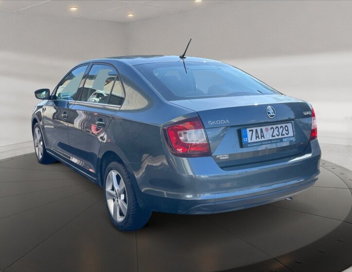 Škoda Rapid Sedan / Limuzína 1,6 l 85 kw