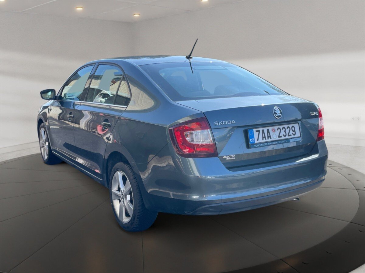 Škoda Rapid Sedan / Limuzína 1,6 l 85 kw