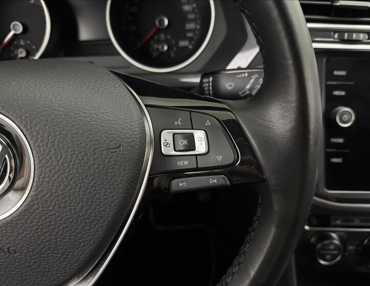 Volkswagen Tiguan 11