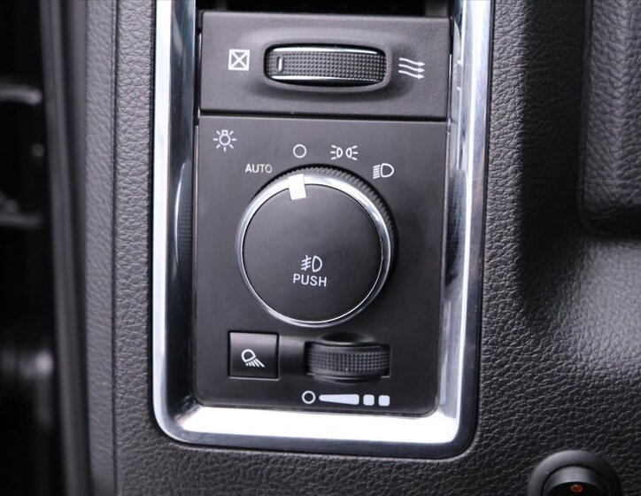 Dodge RAM Pick-up 5,7 l 295 kw