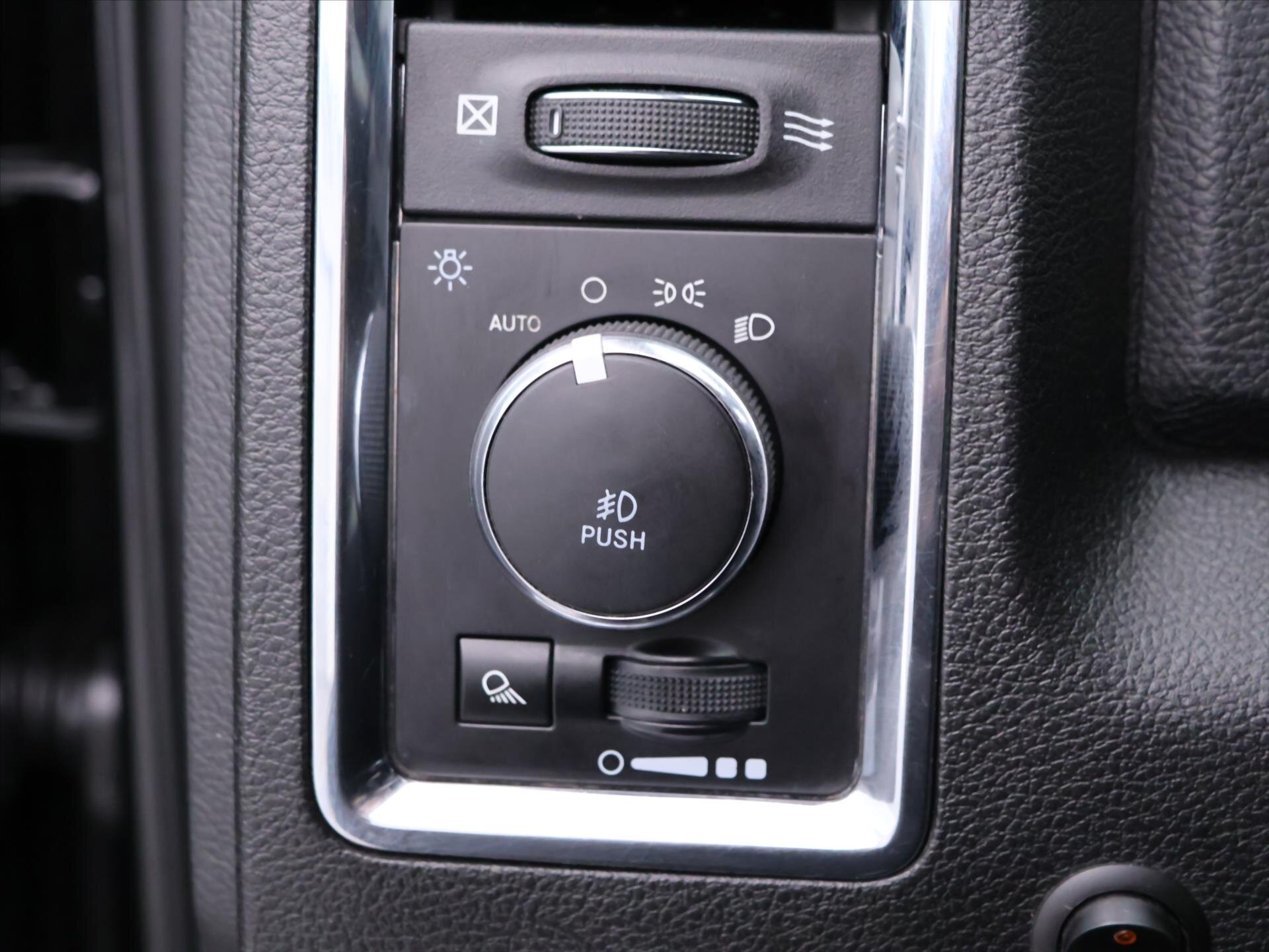 Dodge RAM Pick-up 5,7 l 295 kw