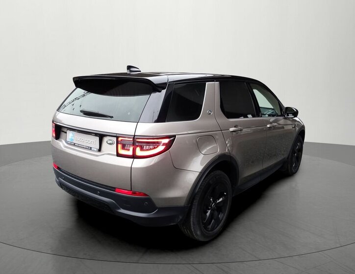 Land Rover Discovery Sport 4