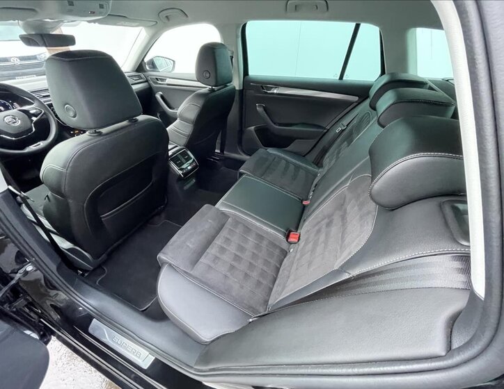 Škoda Superb Kombi 2,0 l 147 kw