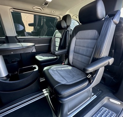 Volkswagen Multivan 15