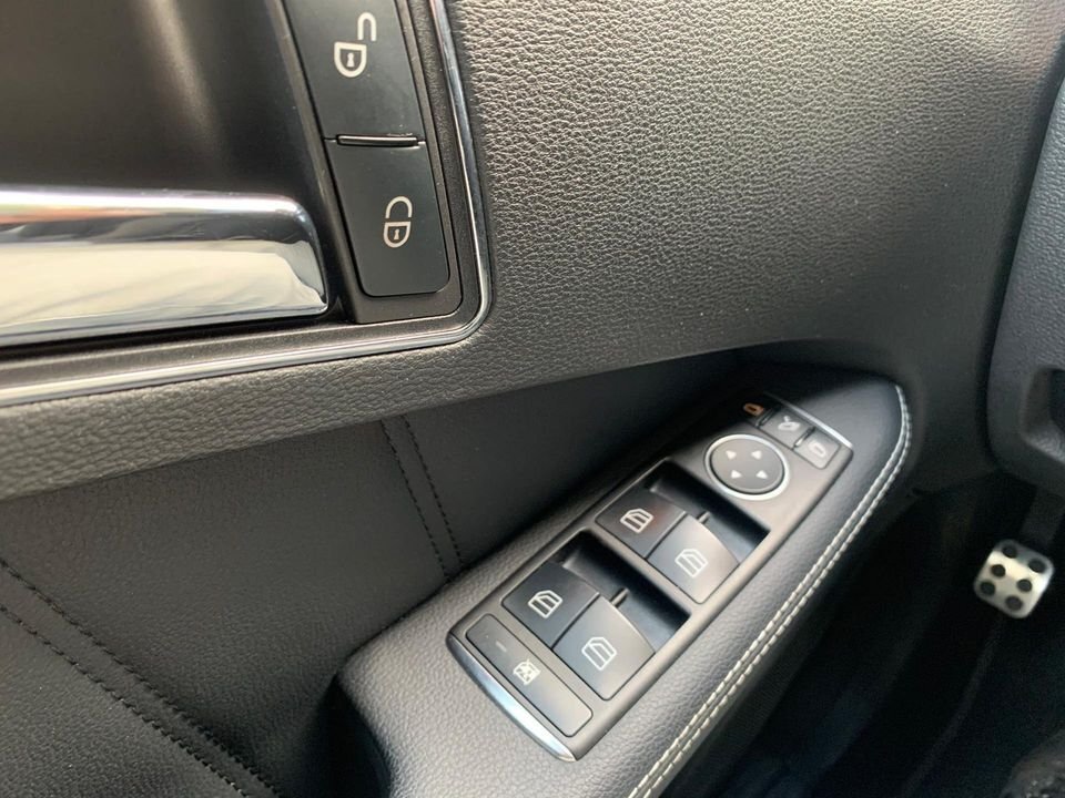 Mercedes-Benz Třídy E Sedan 2,2 l 120 kw