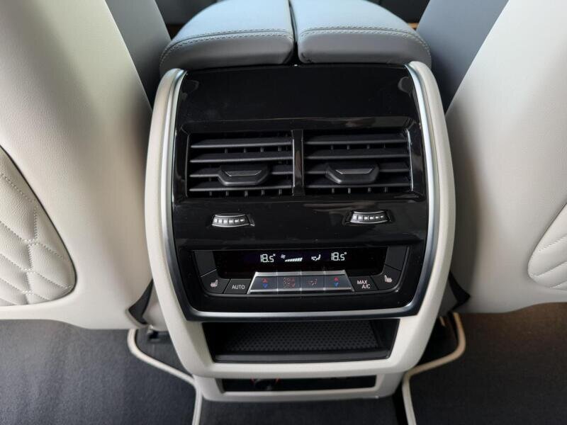 BMW X7 SUV 3,0 l 250 kw