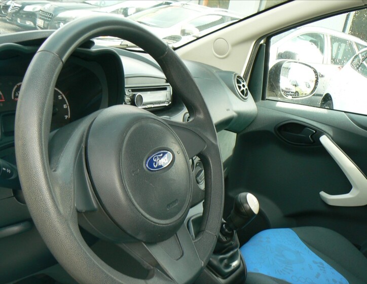 Ford Ka 10