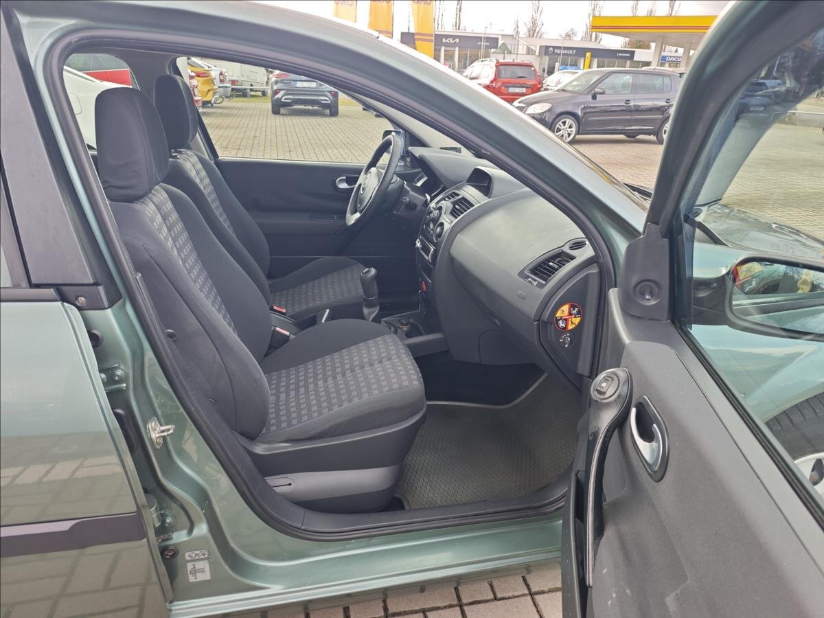 Renault Mégane Sedan / Limuzína 1,4 l 72 kw