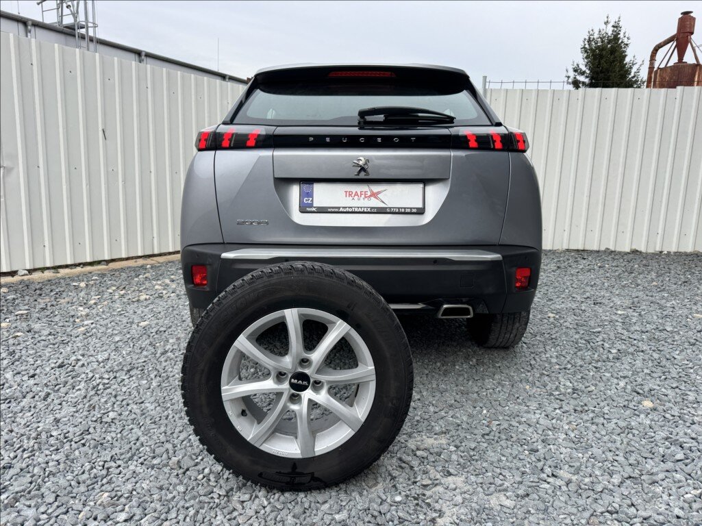 Peugeot 2008 SUV / Terénní 1,2 l 96 kw