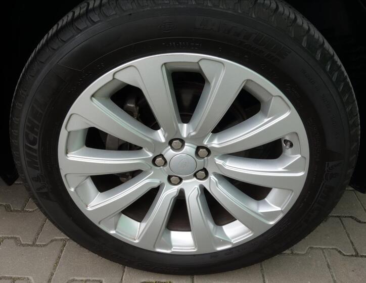 Land Rover Range Rover Velar 43