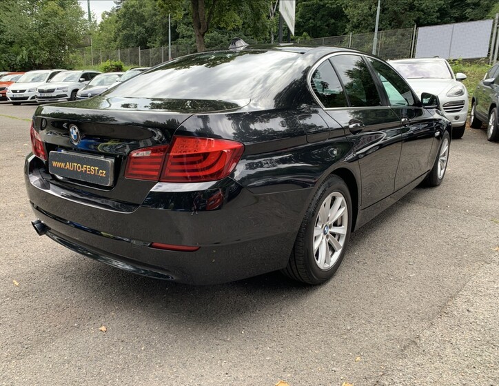 BMW Řada 5 8