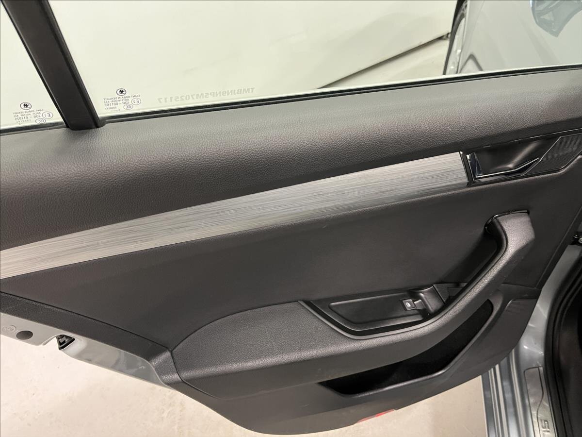 Škoda Superb Kombi 1,5 l 110 kw