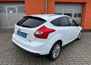 Ford Focus Hatchback 998,0 92 kw