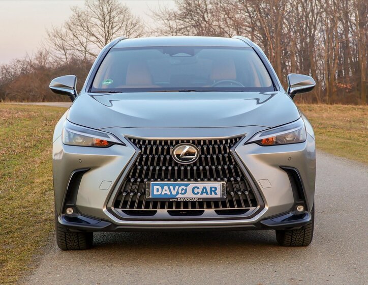 Lexus NX 450h plus SUV / Terénní 2,5 l 136 kw
