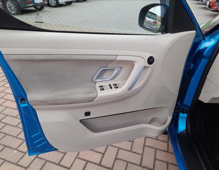 Škoda Roomster MPV 1,6 l 77 kw