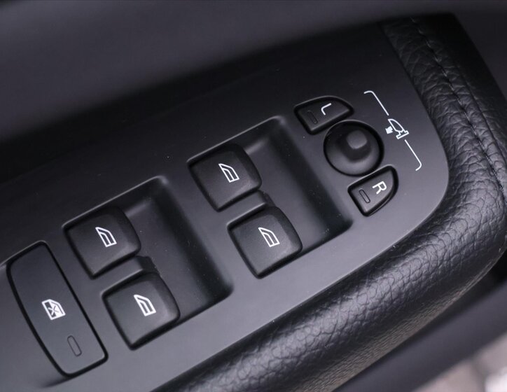 Volvo XC60 SUV 2,0 l 183 kw