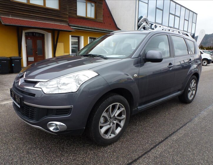 Citroën C-Crosser SUV / Terénní 2,2 l 115 kw