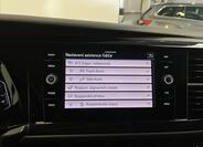 Volkswagen Multivan 8