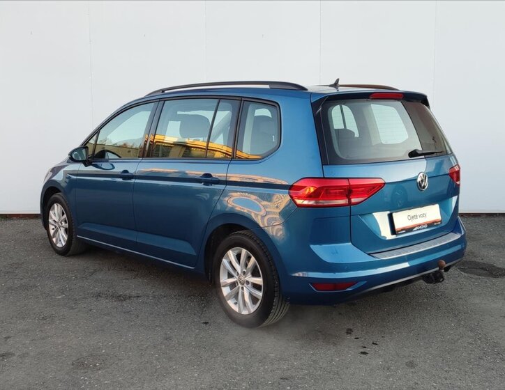 Volkswagen Touran MPV 1,2 l 81 kw