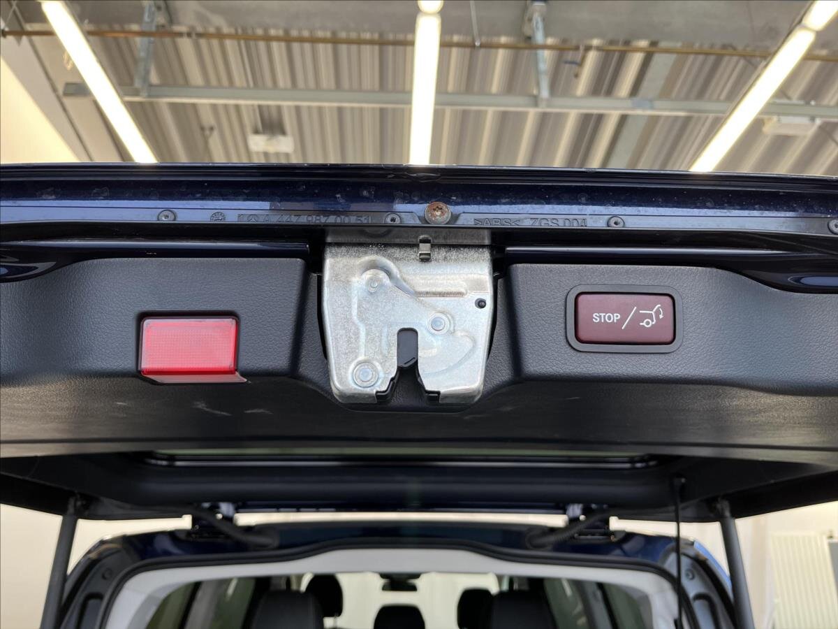 Mercedes-Benz Třídy V MPV 2,0 l 174 kw