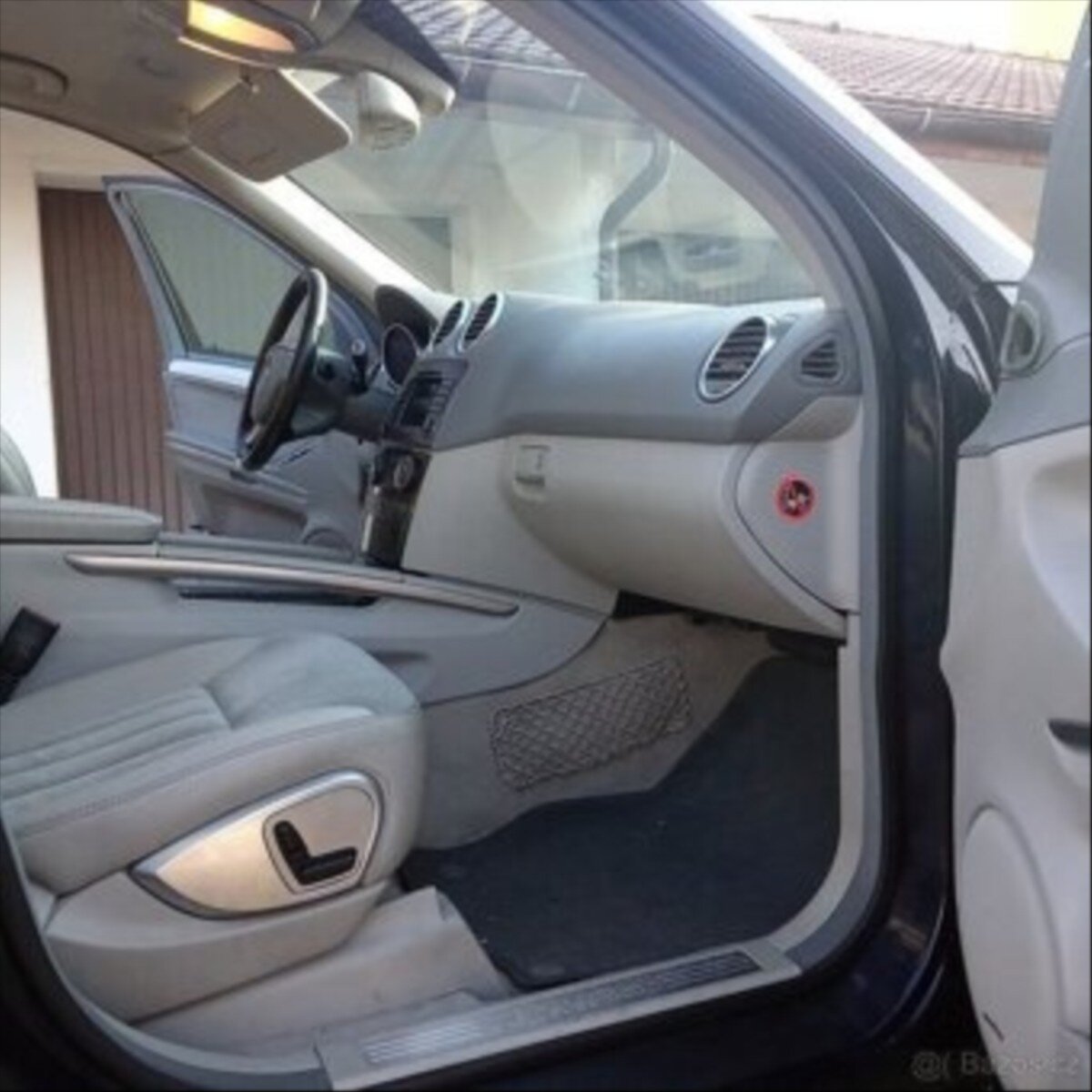 Mercedes-Benz Třídy M SUV 0,0 165 kw