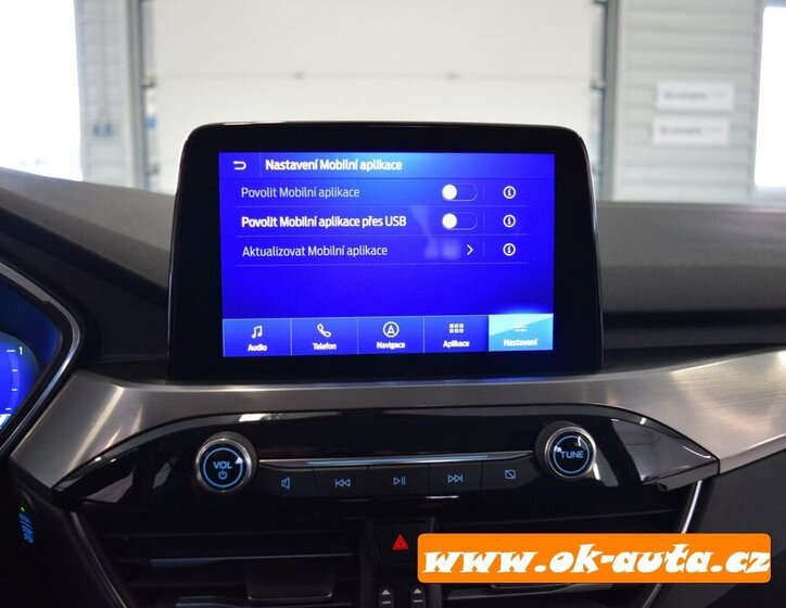 Ford Kuga SUV / Terénní 2,5 l 112 kw