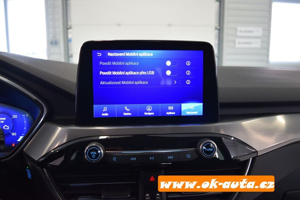 Ford Kuga SUV / Terénní 2,5 l 112 kw