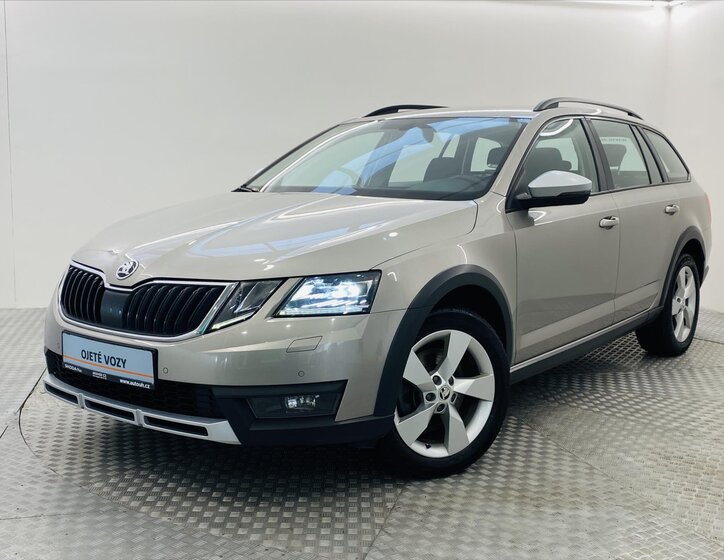 Škoda Octavia 1