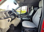 Ford Tourneo Custom 16