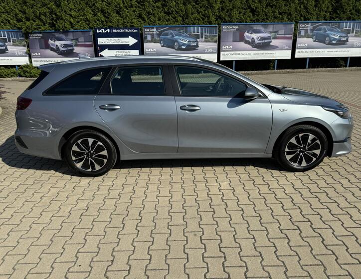 KIA Ceed 8