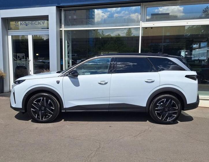 Peugeot 5008 3