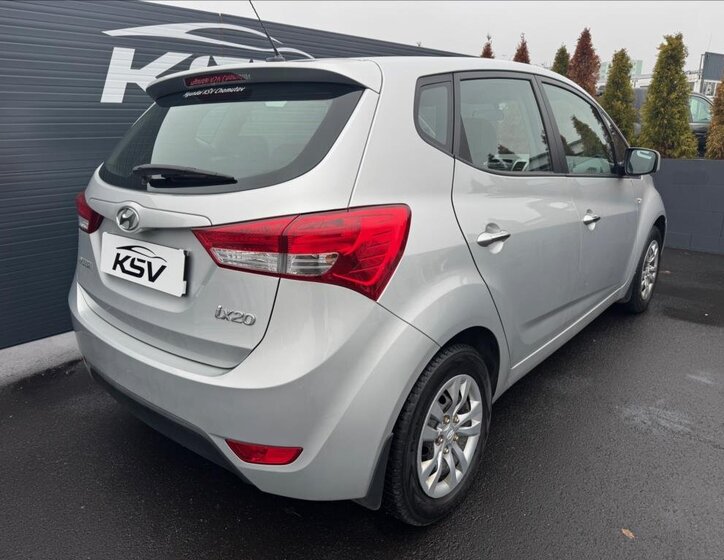 Hyundai ix20 MPV 1,6 l 91 kw