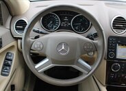 Mercedes-Benz Třídy M SUV / Terénní 3,0 l 165 kw