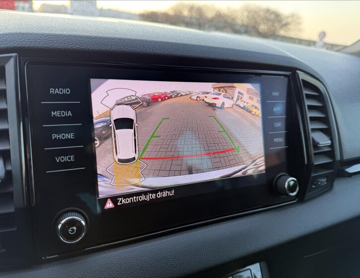 Škoda Karoq SUV / Terénní 1,5 l 110 kw