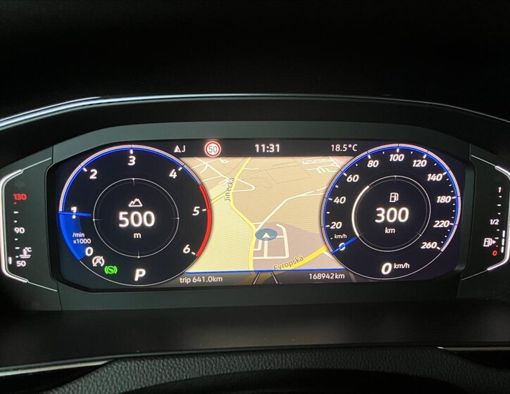 Volkswagen Passat Kombi 2,0 l 110 kw