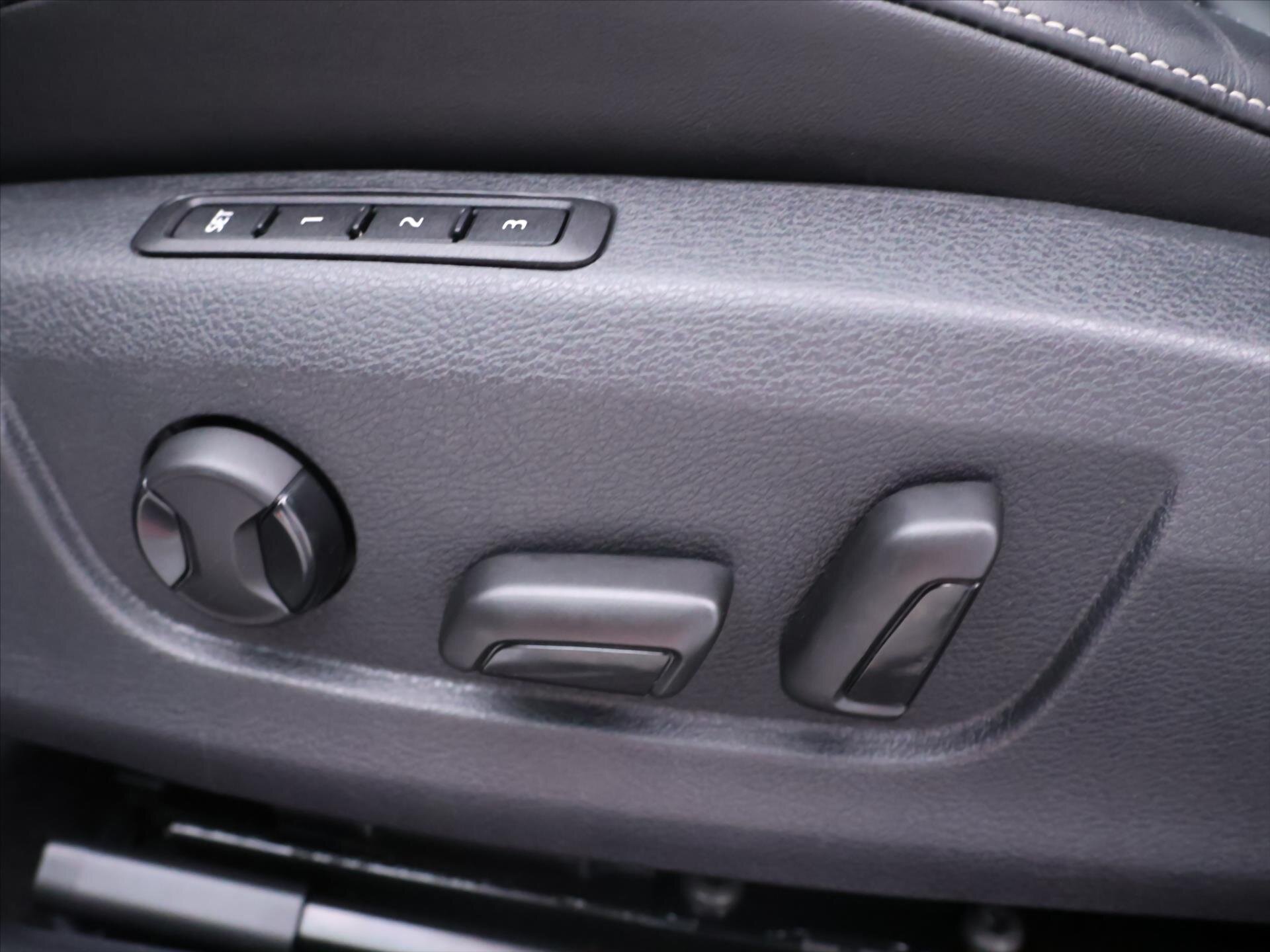 Škoda Superb Kombi 2,0 l 140 kw