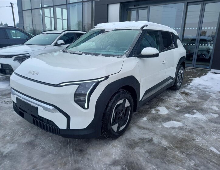 KIA EV3 SUV / Terénní 0,0 150 kw