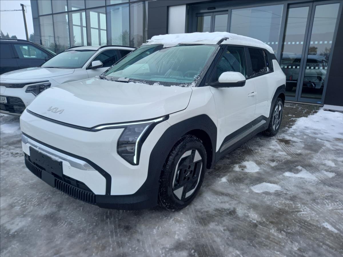 KIA EV3 SUV / Terénní 0,0 150 kw