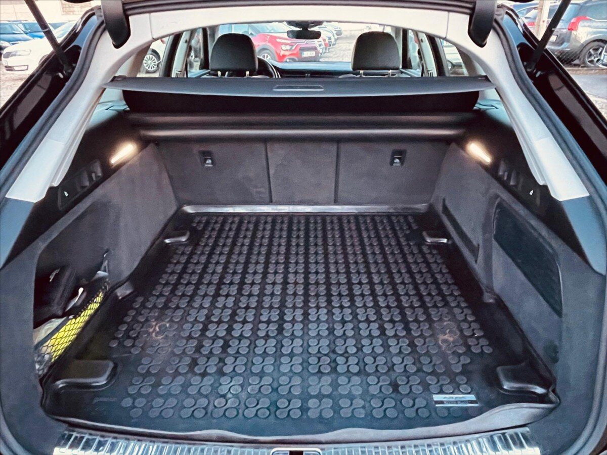 Audi A6 Allroad Kombi 3,0 l 210 kw